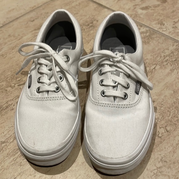 Vans White Shoes - Picture 1 of 6